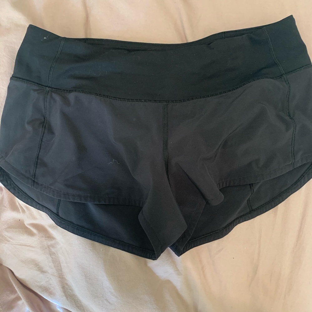 Lulu Lemon Black Speed Up Short